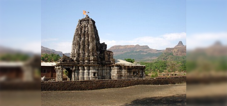 ahmedabad to shirdi bus